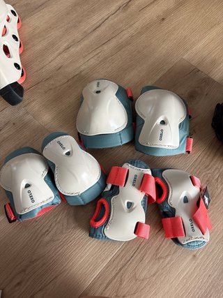 Patines ajustables niña + protecciones