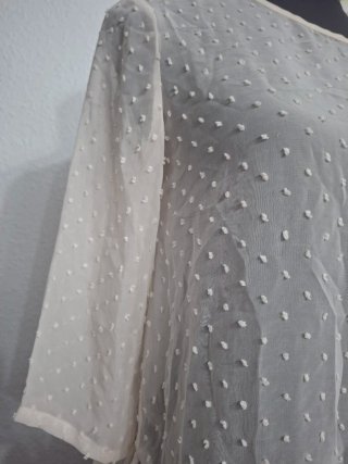 Blusa plumeti beige y blanca talla única