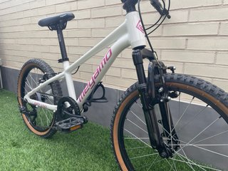 Bici infantil niña Megamo 20” pulgadas