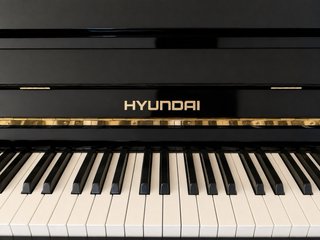 Piano Hyundai U-810 Negro