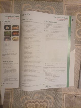 ENGLISH FILE B1 Fourth edition (sin rellenar)