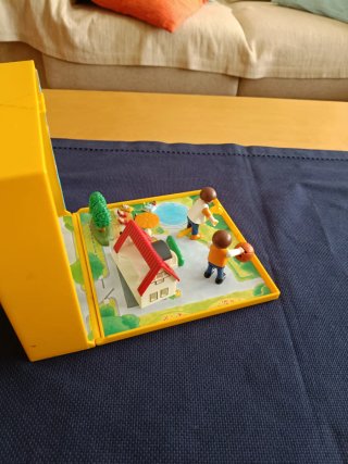 Playmobil Micro Mundo Casa y Figuras