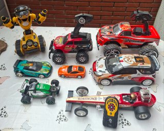 Coches radiocontrol varios modelos