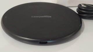 Cargador Inalámbrico Amazon Basics 15W Redondo