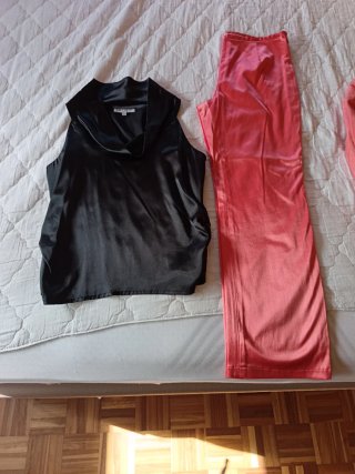 Traje pantalón Carlos Montero raso rosa