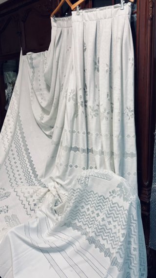 OPOR 2 PRECIOSAS CORTINAS.10€ Calidad.