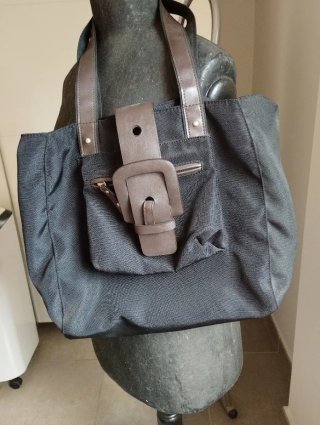 Bolso Negro y Marrón