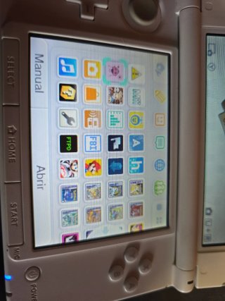 Nintendo 3DS XL Bianca + Caricatore e Custodia