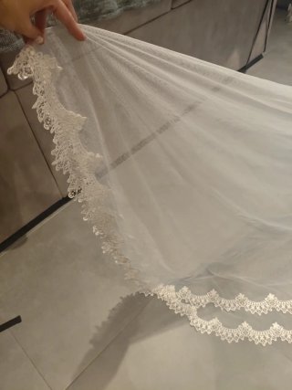 Velo de novia con encaje