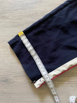 Pantalones Guess azul marino con raya lateral S