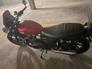 Asiento Triumph 900 Negro Acolchado