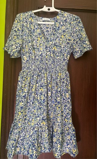 Vestido Easy Wear floral azul y amarillo T.XS