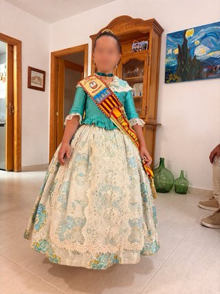 Traje regional niña 4-8 años