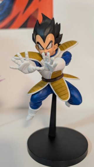 Figura Vegeta de anime Dragon Ball Z