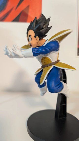 Figura Vegeta de anime Dragon Ball Z