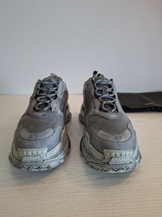 Zapatillas Balenciaga Triple S Grises