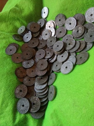 100  monedas de 25 CTS de 1937 .II año triunfal
