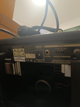 Bugera V5 Infinium Amplificador Guitarra