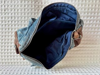 Bolso tejano azul y marrón