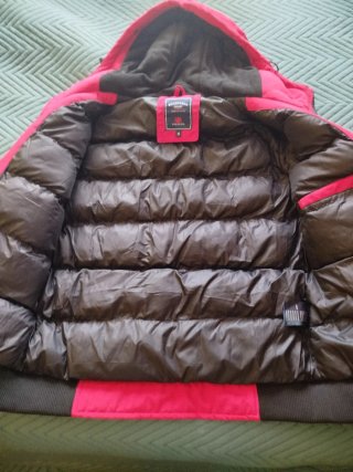 Cazadora de Invierno Roja y Negra