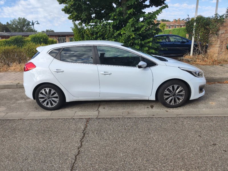 KIA Ceed 2016 - foto 1