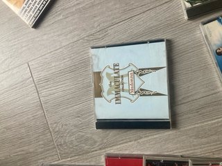 Lote de CDs de música variada
