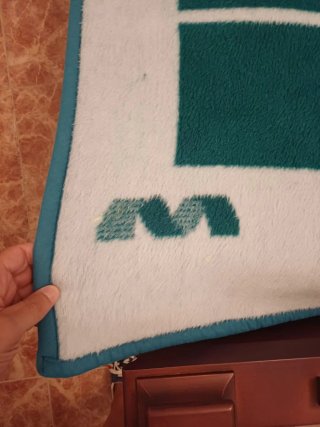 Manta Mora Reversible Verde y Blanca 2.5x2.02
