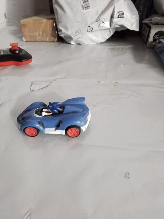 Sonic coche teledirigido mini RC