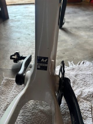 Megamo Factory 29 Cuadro Original (2020)