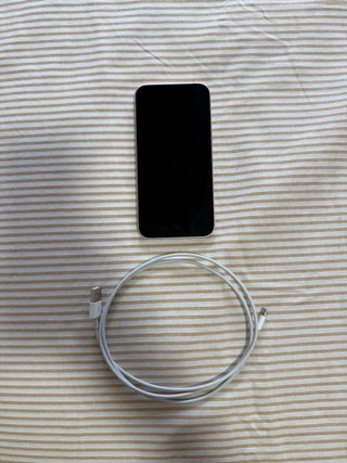 iPhone 13 128GB Rosa + Funda + Cable