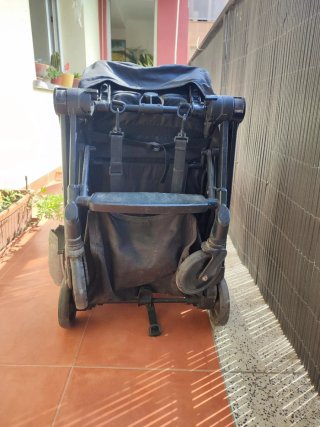 Cochecito sillita de paseo Kinderkraft compacto