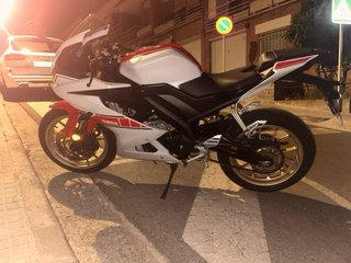 Yamaha YZF 125 60 Aniversario Edición Especial