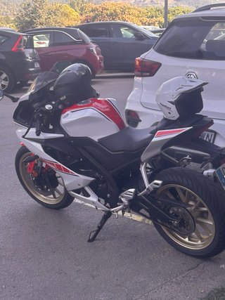 Yamaha YZF 125 60 Aniversario Edición Especial