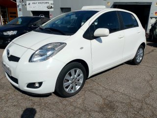 Toyota Yaris 2011