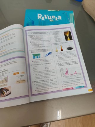 Física y Química. 3 Secundaria. Revuela. Castil...