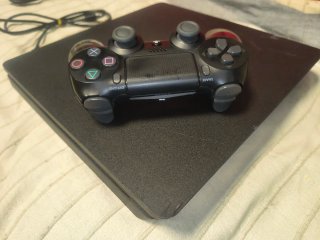 Ps4 Slim 1TB Negra + Mando + Minecraft