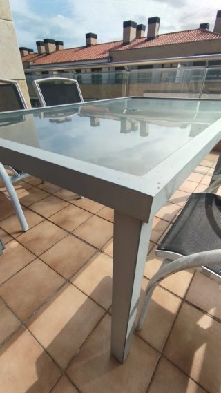 Mesa Terraza con vidrio templado y 4 sillas