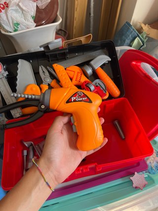 Caja de herramientas de juguete