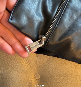 Chaqueta de cuero negra