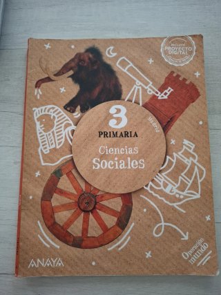 Ciencias Sociales 3.