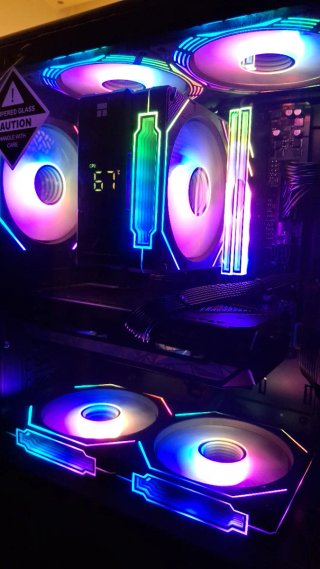 PC GAMING RYZEN 5 9600X, 32GB DDR5, RTX 5060TI 8GB