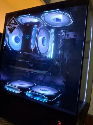 PC GAMING RYZEN 5 9600X, 32GB DDR5, RTX 5060TI 8GB