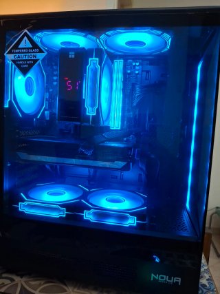 PC GAMING RYZEN 5 9600X, 32GB DDR5, RTX 5060TI 8GB