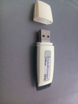 PENDRIVE KINGSTON DATATRAVELER G3 16GB