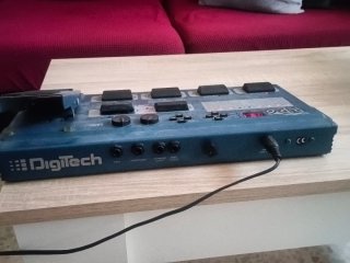 Pedalera efectos guitarra DigiTech RP6