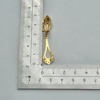 Pendientes Largos de oro de 18k con Piedras. 6.1 g