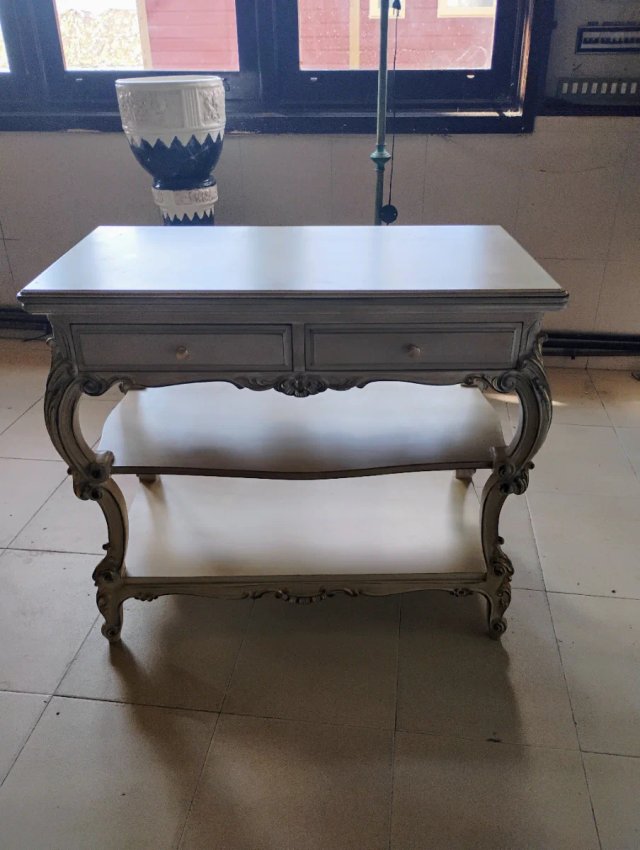 Mesa consola antigua madera beige y oro