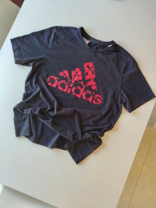 Camiseta Adidas Logo Vintage Negra