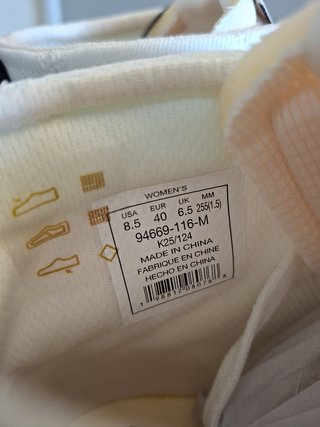 Palladium Pampa Hi Urban Talla 39.5 Blancas