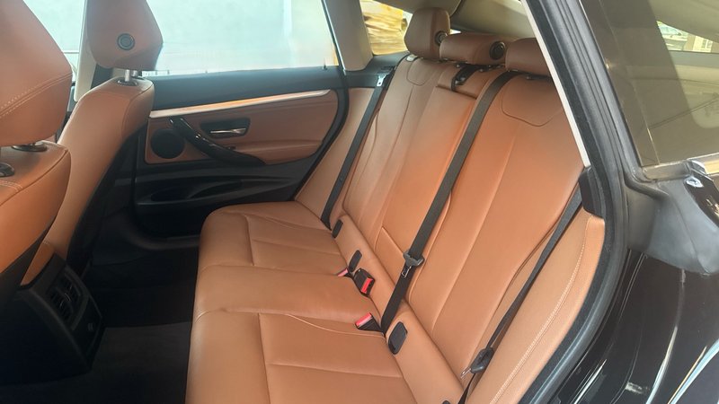 BMW Serie 3 318 d Gran Turismo 2016, foto 6